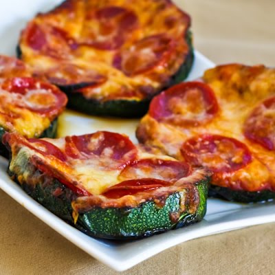 grilled-zucchini-pizza-400x400-kalynskitchen